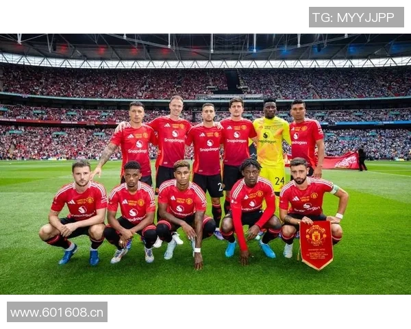 曼联旧将警告卢克肖懒惰或成双红会隐患萨拉赫将发起攻击 曼联旧将警告卢克肖懒惰或成双红会隐患萨拉赫将发起攻击