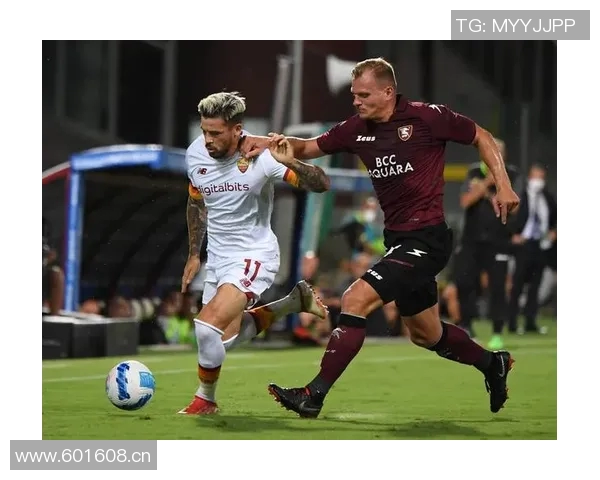 赫拉芬贝赫与凯塞多本赛季表现分析:前者进攻火力强劲后者防守稳固 赫拉芬贝赫与凯塞多本赛季表现分析:前者进攻火力强劲后者防守稳固