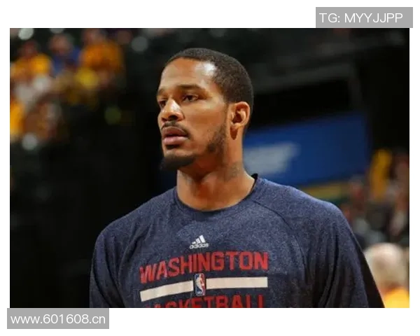 洛瑞助攻圆脸登三分精准命中昔日火箭旧将再展风采