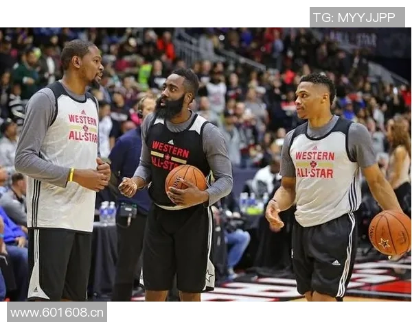 三位篮球巨星齐发力杜兰特威少哈登各自球队同日获胜喜讯传遍球迷圈