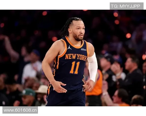 杰伦在关键战役中展现硬实力下半场狂砍30分仅失3球力压当代乔丹