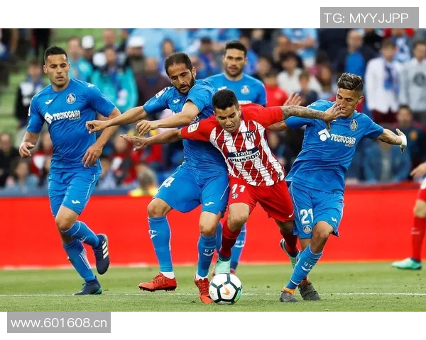 赫塔费球员意外乌龙助攻马竞借机抢先取得领先优势 赫塔费球员意外乌龙助攻马竞借机抢先取得领先优势