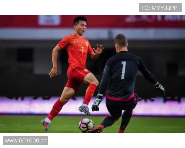 邓弗里斯脚踝恢复顺利期待对阵利物浦时能入选比赛名单 邓弗里斯脚踝恢复顺利期待对阵利物浦时能入选比赛名单