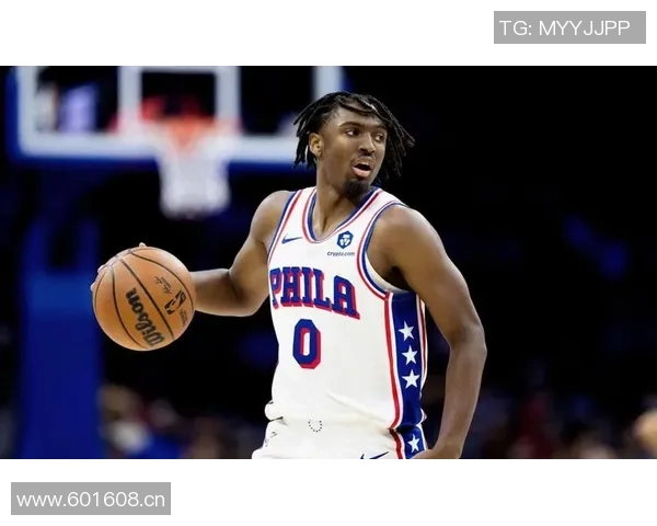 火力全开马克西首节狂砍17分2助助力球队取得领先