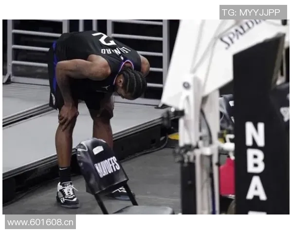 阿德巴约称小米切尔为进攻搅拌机施压持球人提升球队表现 阿德巴约称小米切尔为进攻搅拌机施压持球人提升球队表现