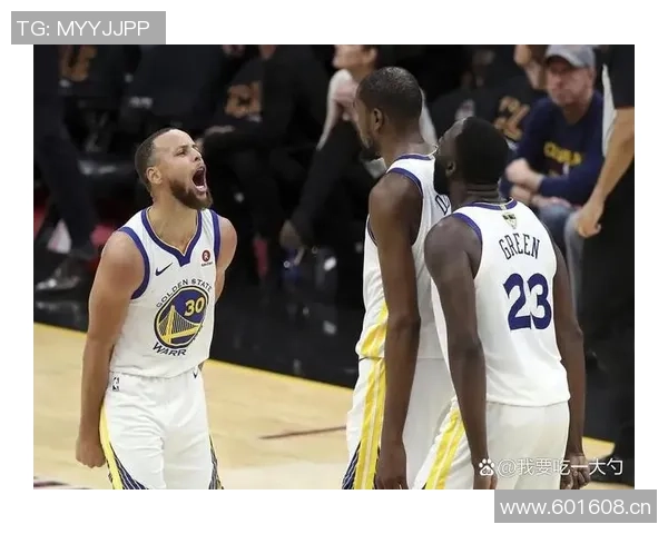 杜兰特称赞哈利伯顿为好兄弟并分享了关于跟腱的深入交流 杜兰特称赞哈利伯顿为好兄弟并分享了关于跟腱的深入交流