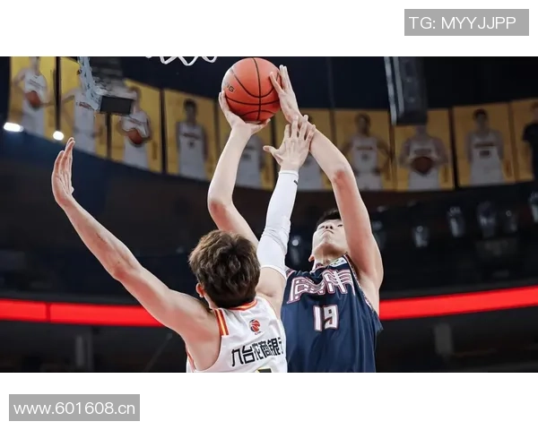 CBA新赛季将执行FIBA规则6犯离场成为历史改为5犯离场新规引关注